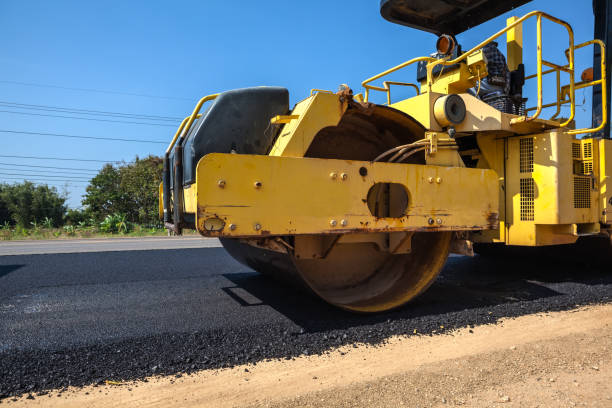 Best Driveway Sealing and Maintenance in Lyndonville, VT